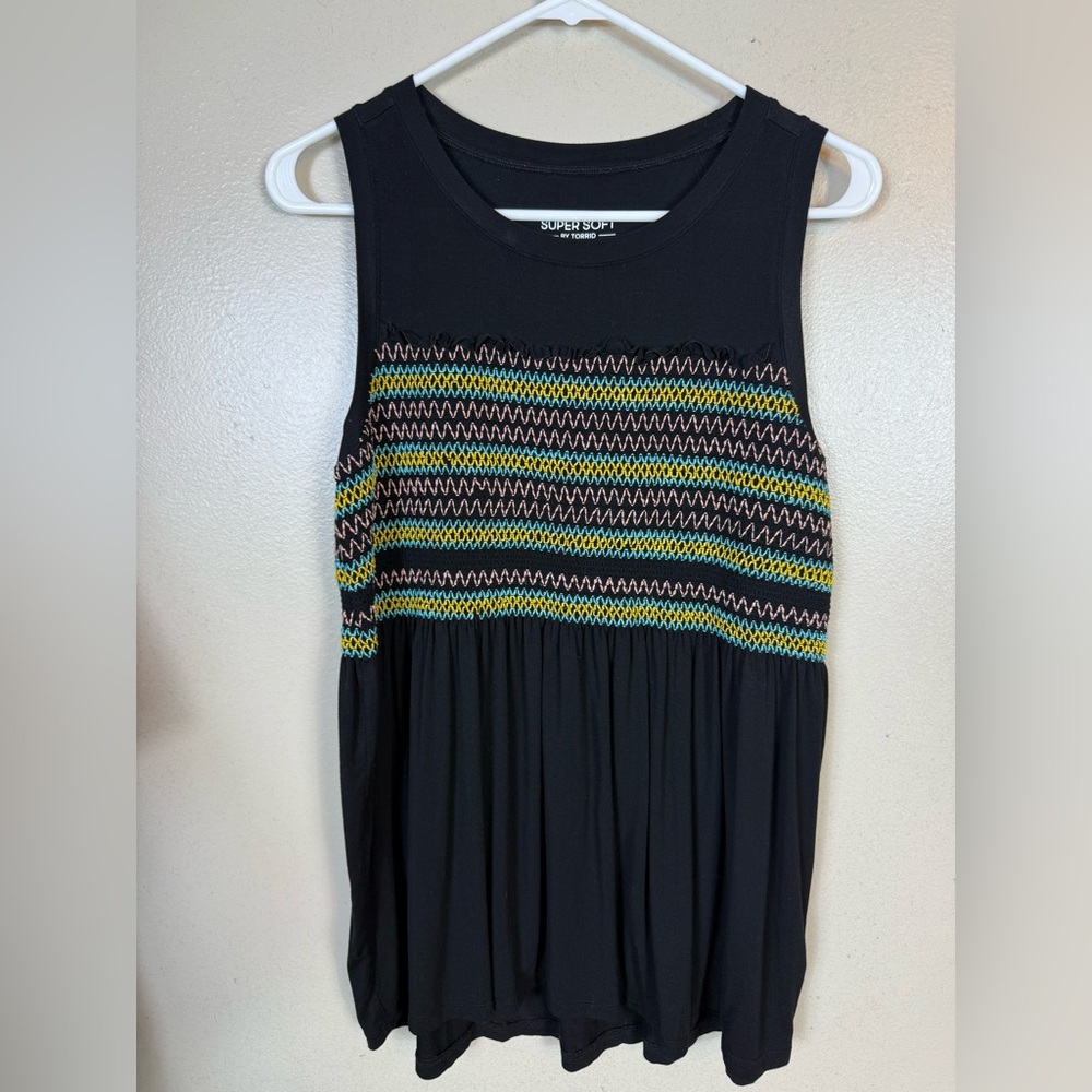 Torrid Super Soft‎ Smocked Blouse Sleeveless Black Size 0 Multicolored Soft